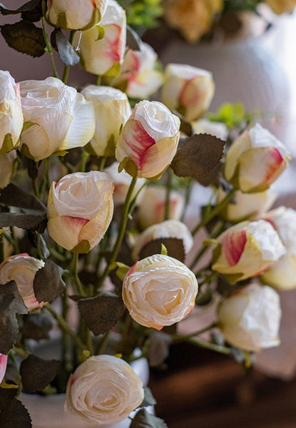 Creative Flower Arrangement Ideas for Home Decoration, Wedding Flowers, White Rose Flowers, Artificial Rose Floral for Dining Room Table, Bedroom Flower Arrangement Ideas, Botany Plants-Art Painting Canvas