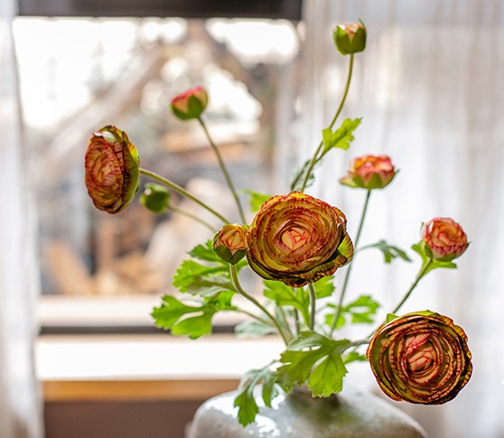 Dining Room Flower Arrangement Ideas, Ranunculus Asiaticus Flowers, Simple Modern Floral Arrangement Ideas for Home Decoration, Spring Artificial Floral for Bedroom-Art Painting Canvas