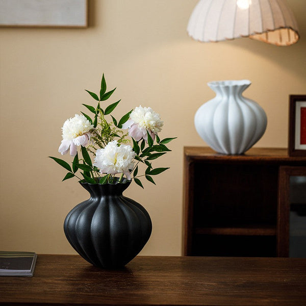 Handmade Water Holding Flower Vases, Modern Black Flower Vase Centerpiece on Table, Porcelain Flower Vases, Ceramic Bouquet Vases-Art Painting Canvas
