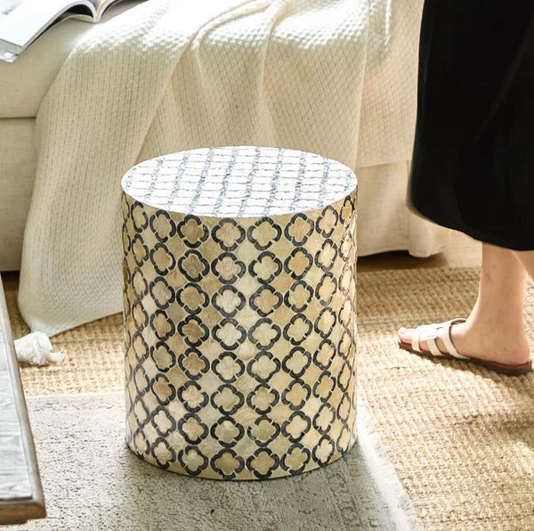Contemporary Bedside Table, Bedside Small Side Table, Creative Coffee Table, Contemporary Side Table, Modern Side Table, Small End Table, Portable Casual Side Table, Shell Small Sofa Side Table-Art Painting Canvas