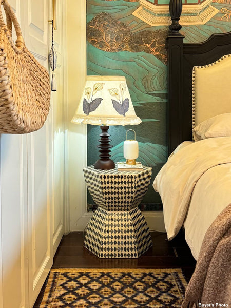 Small End Table, Modern Side Table, Bedside Small Side Table, Contemporary Bedside Table, Shell Small Sofa Side Table, Portable Casual Side Table, Creative Coffee Table, Contemporary Side Table-Art Painting Canvas