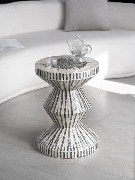 Bedside Small Side Table, Portable Casual Side Table, Shell Small Sofa Side Table, Contemporary Round Side Table, Creative Coffee Table-Art Painting Canvas
