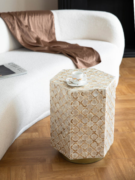 Creative Coffee Table, Contemporary Small Sofa Side Table, Shell Small Side Table, Portable Casual Side Table, Unique Small End Table-Art Painting Canvas
