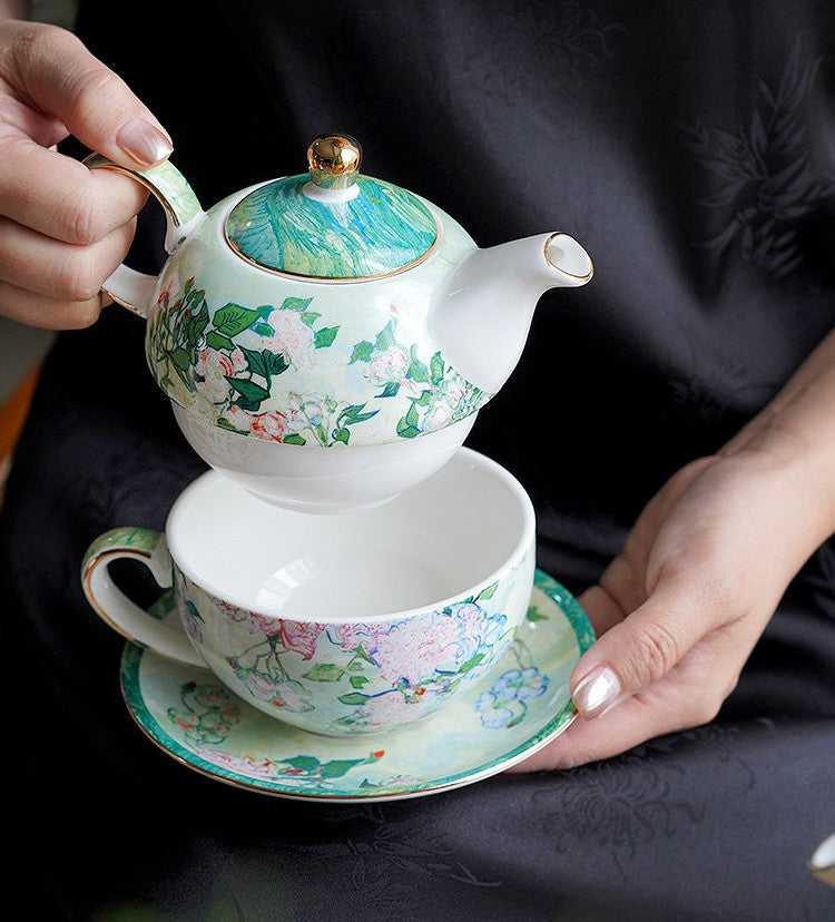 Teapot for One, Teapot and Cup Set for 1, Tea for One, Compact Ceramic Tea Pot With Integrated Cup Set For Daily Brewing