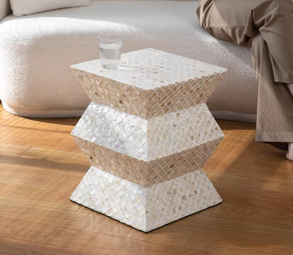 Portable Casual Side Table, Shell Small Sofa Side Table, Unique Small End Table, Contemporary Round Side Table, Creative Coffee Table-Art Painting Canvas
