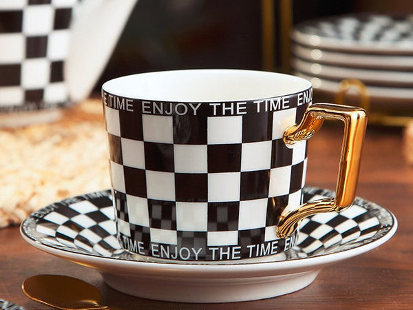 Creative Ceramic Coffee Cups for Office, Beautiful British Tea Cups, Creative Porcelain Tea Cup Saucer Set, 6.8 oz Tea Cup and Saucer in Gift Box as Birthday Gift-Art Painting Canvas
