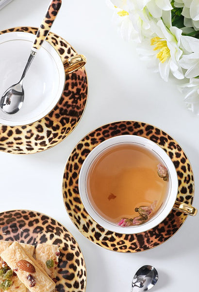Modern Ceramic Cups, 7.8 oz Porcelain Tea Cup Saucer Set, Elegant Ceramic Coffee Cups, Unique Tea Cup and Saucer in Gift Box-Art Painting Canvas