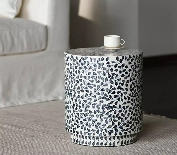 Portable Casual Side Table, Contemporary Round Side Table, Creative Coffee Table, Bedside Small Side Table, Shell Small Sofa Side Table, Contemporary Side Table-Art Painting Canvas