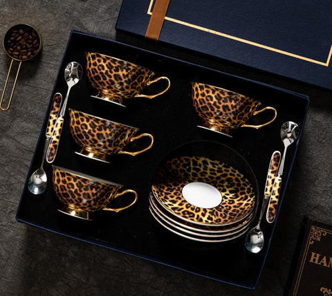 Creative Bone China Porcelain Tea Cup Set, Modern Ceramic Cups, Elegant Ceramic Coffee Cups, Unique Tea Cups and Saucers in Gift Box-Art Painting Canvas