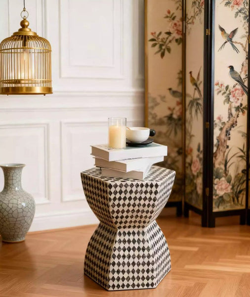 Modern Side Table, Bedside Small Side Table, Contemporary Bedside Table, Small End Table, Shell Small Sofa Side Table, Portable Casual Side Table, Creative Coffee Table, Contemporary Side Table-Art Painting Canvas