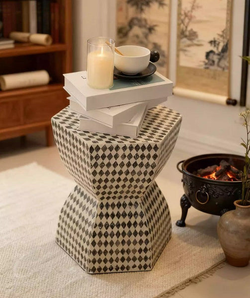 Modern Side Table, Bedside Small Side Table, Contemporary Bedside Table, Small End Table, Shell Small Sofa Side Table, Portable Casual Side Table, Creative Coffee Table, Contemporary Side Table-Art Painting Canvas