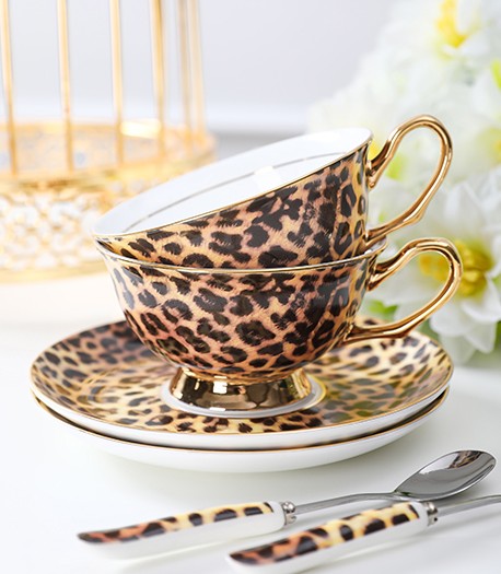 Modern Ceramic Cups, 7.8 oz Porcelain Tea Cup Saucer Set, Elegant Ceramic Coffee Cups, Unique Tea Cup and Saucer in Gift Box-Art Painting Canvas