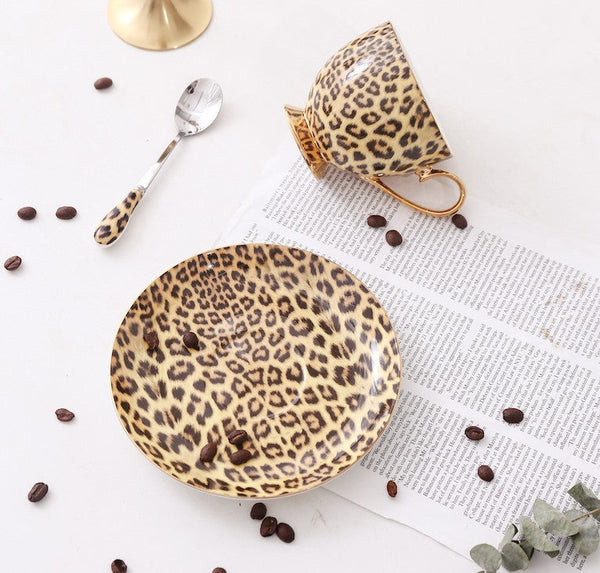 Unique Ceramic Coffee Cup and Saucer, Creative Ceramic Coffee Cups, Beautiful British Tea Cups, Creative Porcelain Tea Cup Set-Art Painting Canvas
