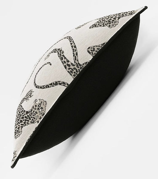 Decorative Cheetah Pattern Pillow Covers, Modern Pillows for Couch, Large Modern Sofa Pillow Cases, Abstract Decorative Throw Pillows for Living Room-Art Painting Canvas