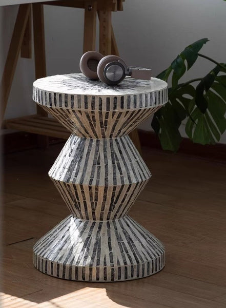 Shell Small Sofa Side Table, Bedside Small Side Table, Portable Casual Side Table, Contemporary Round Side Table, Creative Coffee Table-Art Painting Canvas