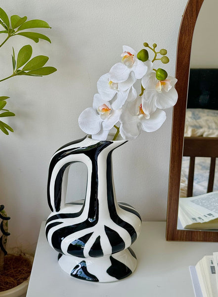 Porcelain Bud Vases, Handmade Water Holding Flower Vases, Modern Ceramic Flower Vases, Small Flower Vases on Table-Art Painting Canvas