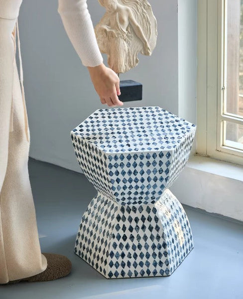 Contemporary Bedside Table, Small End Table, Modern Side Table, Bedside Small Side Table, Shell Small Sofa Side Table, Portable Casual Side Table, Creative Coffee Table, Contemporary Side Table-Art Painting Canvas