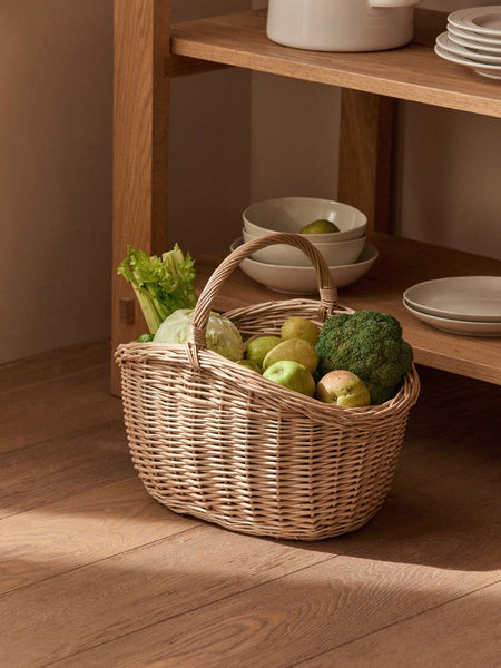 Wicker Storage Basket, Large Picnic Food Basket with Handle, Lovely Willow Weaving Baskets for Vegetable, Natural Fruit Basket, Natural Hand-woven Kitchen Storage Baskets-Art Painting Canvas
