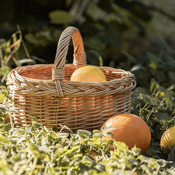 Small Kitchen Storage Baskets, Picnic Storage Basket with Handle, Hand-woven Wicker Storage Basket, Natural Fruit Basket, Willow Weaving Baskets for Vegetable-Art Painting Canvas