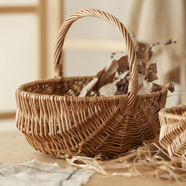 Natural Fruit Basket, Kitchen Storage Baskets, Natural Hand-woven Wicker Storage Basket, Large Picnic Food Basket with Handle, Lovely Willow Weaving Baskets for Vegetable-Art Painting Canvas