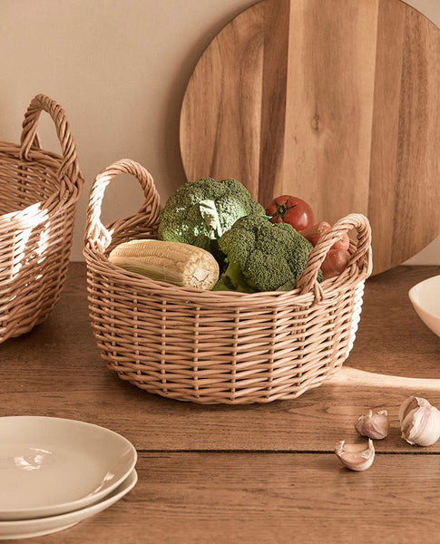 Picnic Fruit Basket with Handle, Kitchen Storage Baskets, Natural Hand-woven Wicker Round Storage Basket, Lovely Willow Weaving Baskets for Vegetable, Natural Fruit Storage Basket-Art Painting Canvas