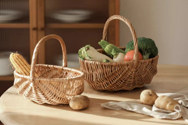 Natural Fruit Basket, Kitchen Storage Baskets, Natural Hand-woven Wicker Storage Basket, Large Picnic Food Basket with Handle, Lovely Willow Weaving Baskets for Vegetable-Art Painting Canvas