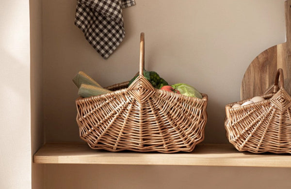 Large Picnic Food Basket with Handle, Natural Hand-woven Wicker Storage Basket, Lovely Willow Weaving Baskets for Vegetable, Natural Fruit Basket, Kitchen Storage Baskets-Art Painting Canvas